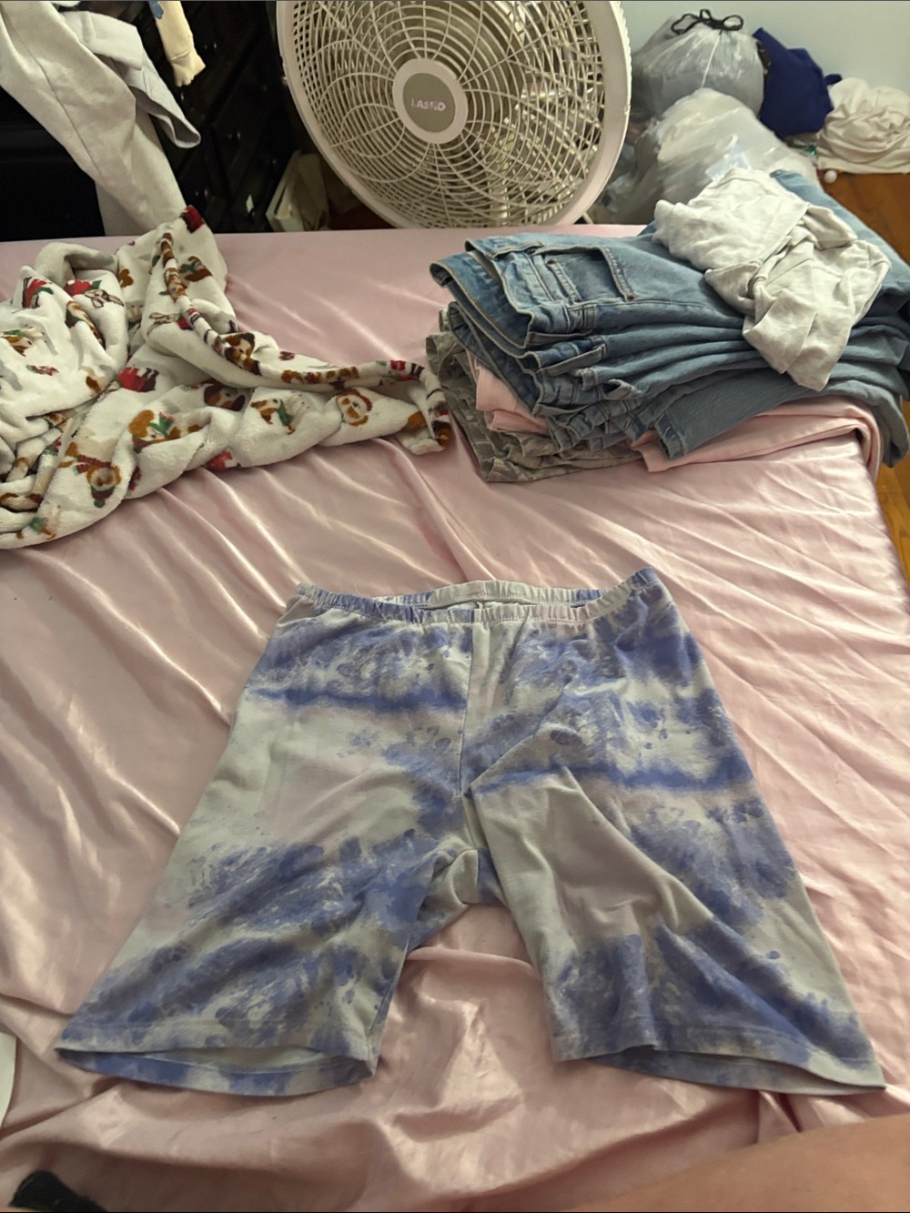 just be Tie-Dye Lavender & White Bike Shorts